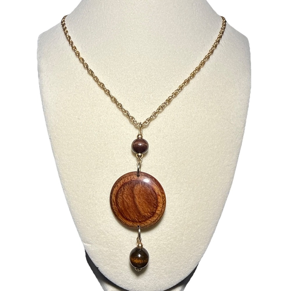 Park Lane Gold Tone Necklace With Wooden Bead Pendant Vtg J-12H